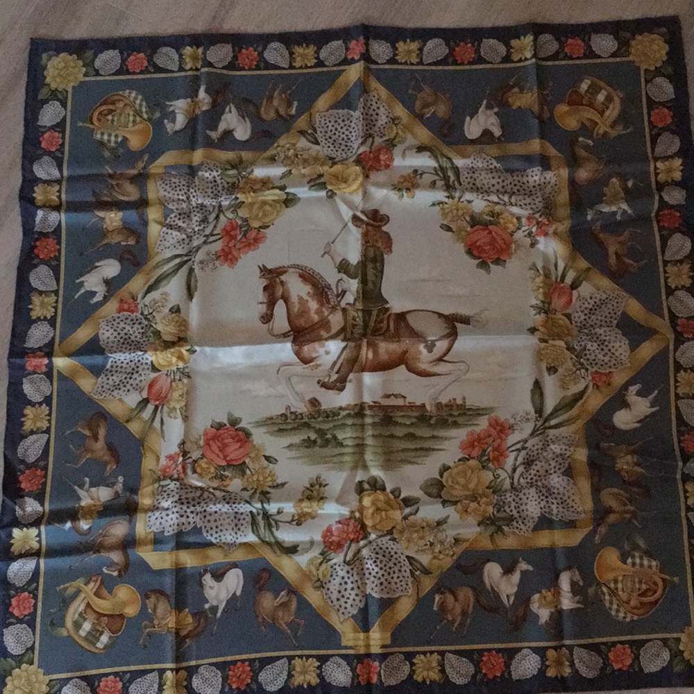 Salvatore Ferragamo Scarf